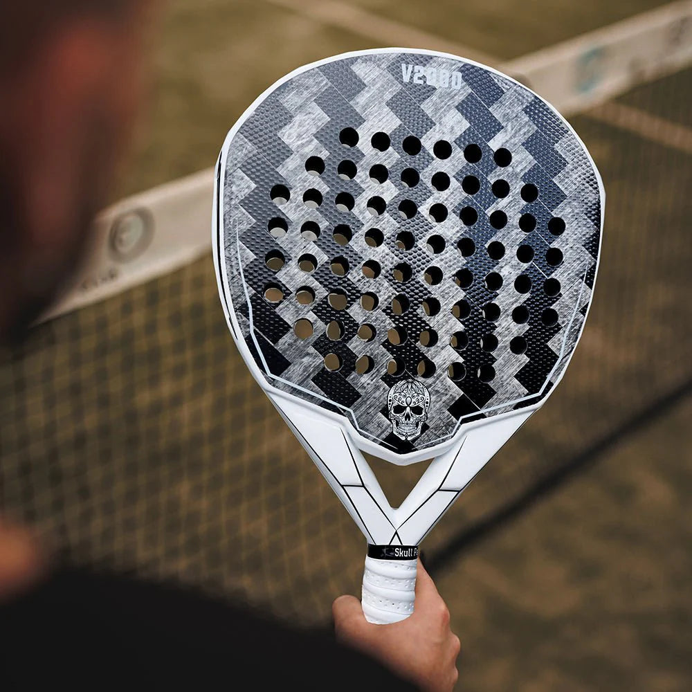 V2050 - White Black 24K